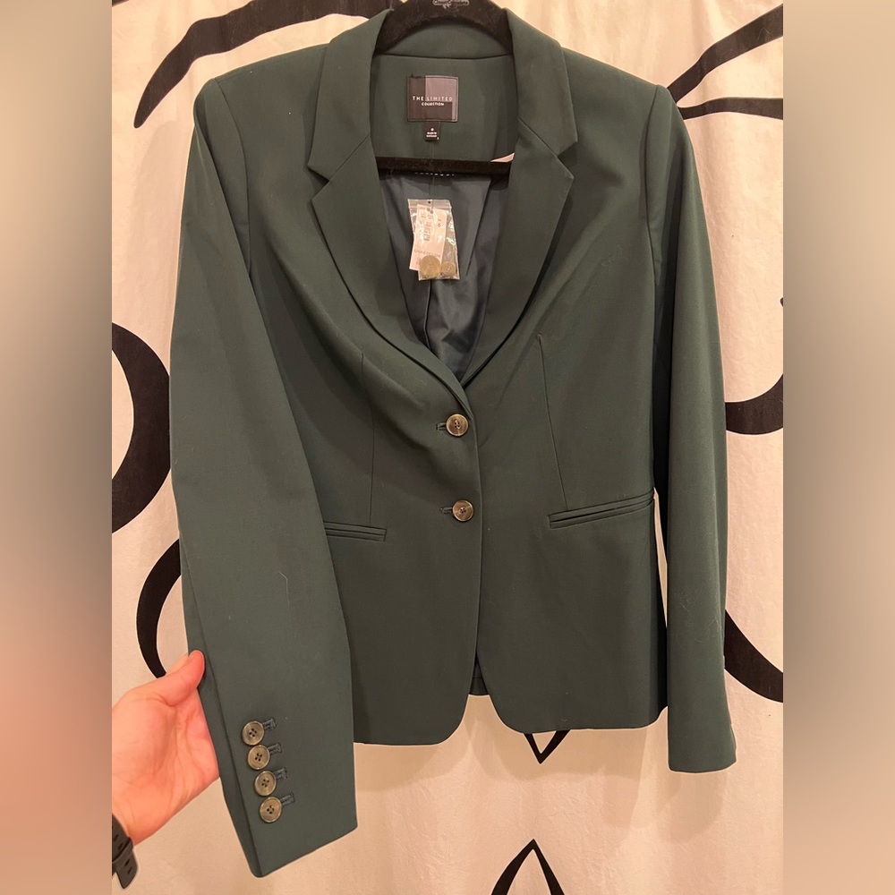 The Limited Collection NWT size 6 Blazer!!